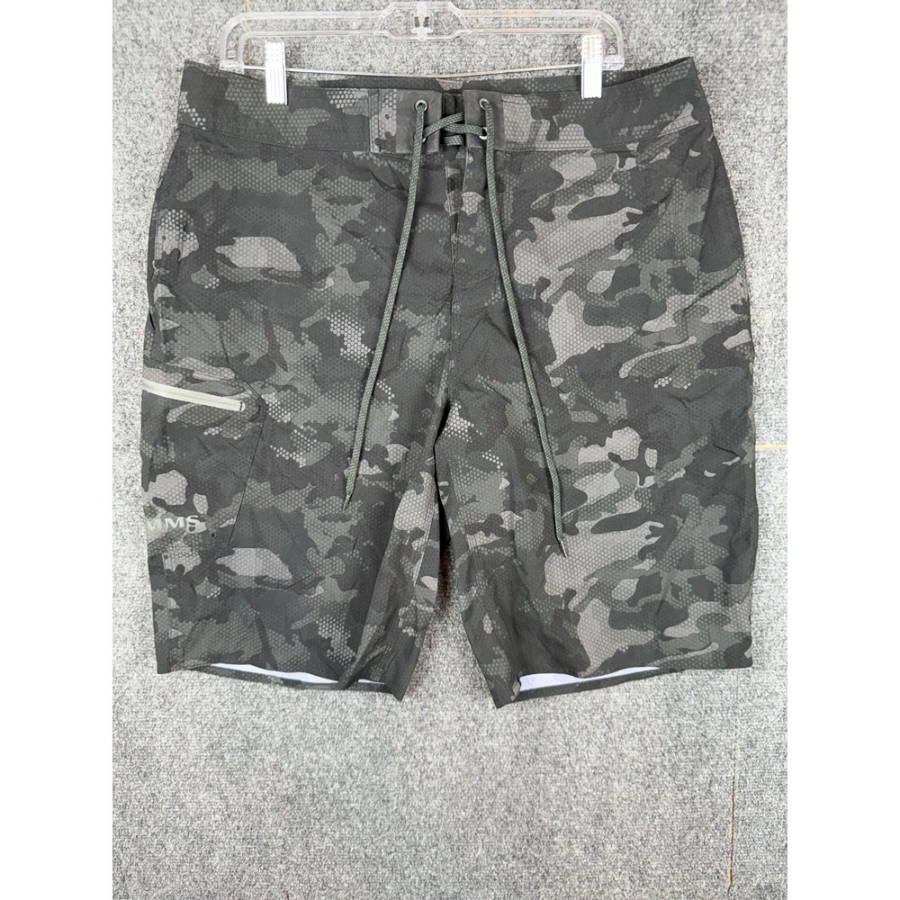 Simms Board Shorts Mens 34 Gray Black Camo Cargo SolarFlex Fishing Performance